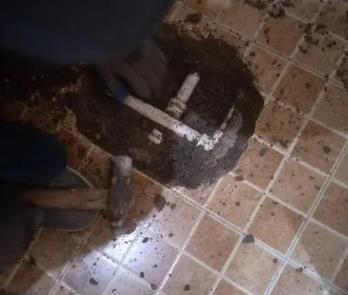 兴化卫生间漏水维修公司为您分享下卫生间渗水如何处理及注意事项