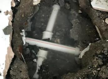 兴化阳台漏水维修公司为您分享楼上楼下漏水怎么处理