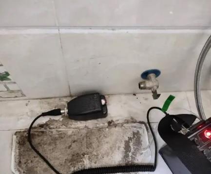 兴化屋顶漏水维修公司分享下卫生间漏水的危害及解决方法